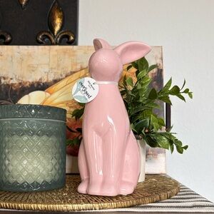 🆕Overjoyed Boutique Pink Ceramic Bunny